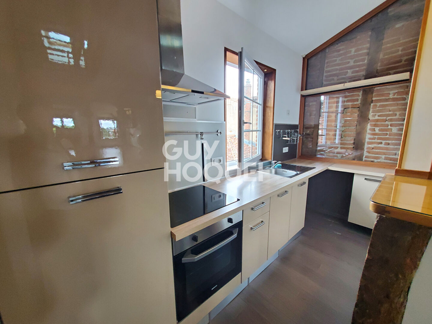 - APPARTEMENT T2 climatise ALBI - 2 pièce(s) - 58 m2