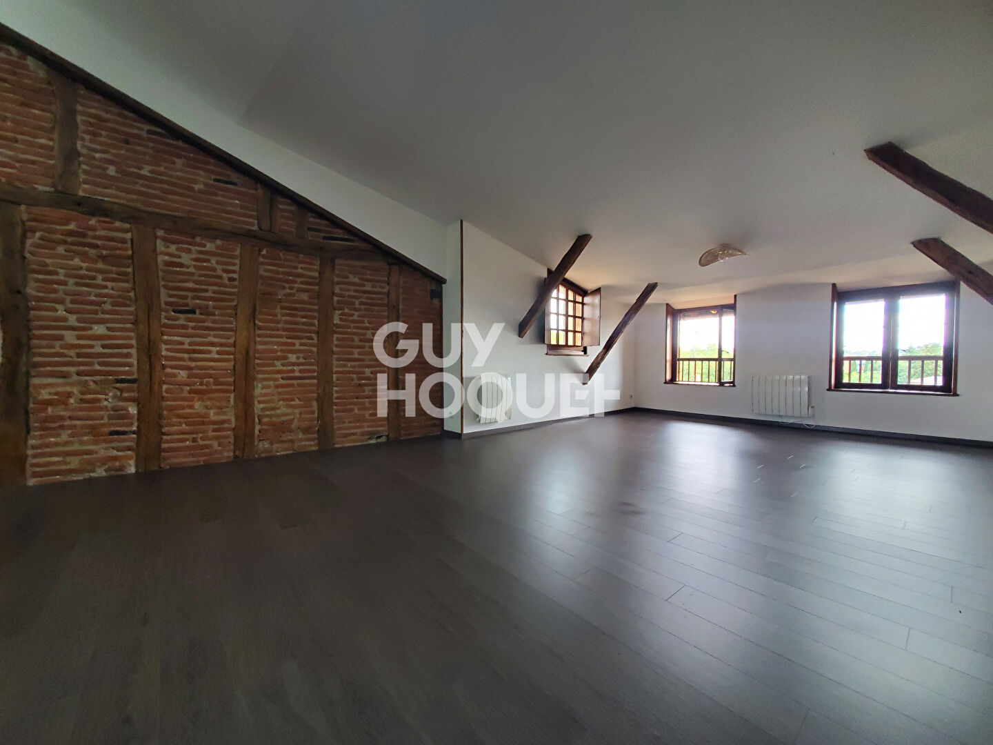 - APPARTEMENT T2 climatise ALBI - 2 pièce(s) - 58 m2