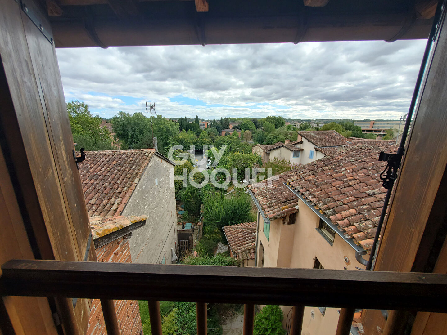 - APPARTEMENT T2 climatise ALBI - 2 pièce(s) - 58 m2