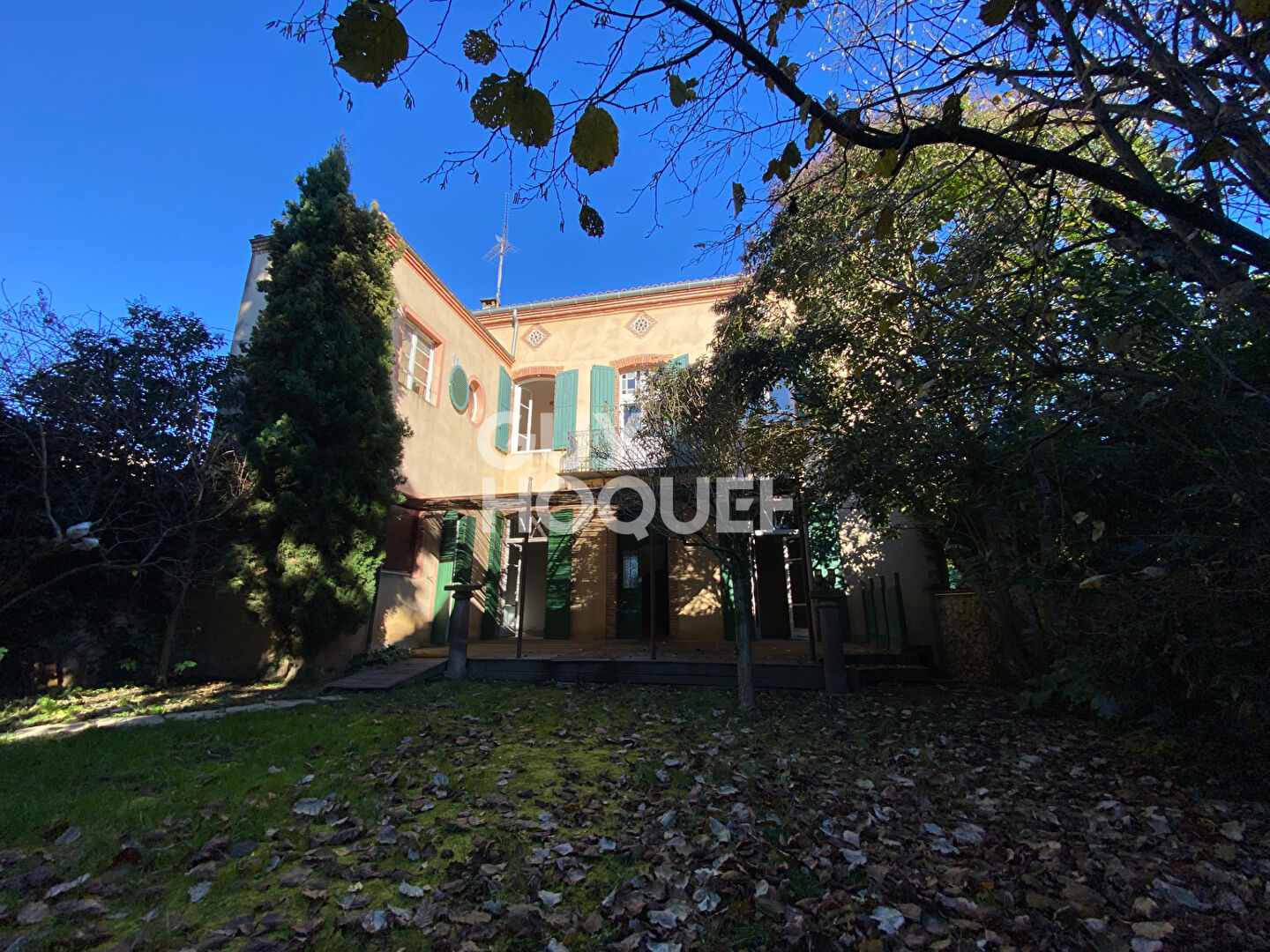 - MAISON T6 ALBI - 6 pièce(s) - 148.36 m2