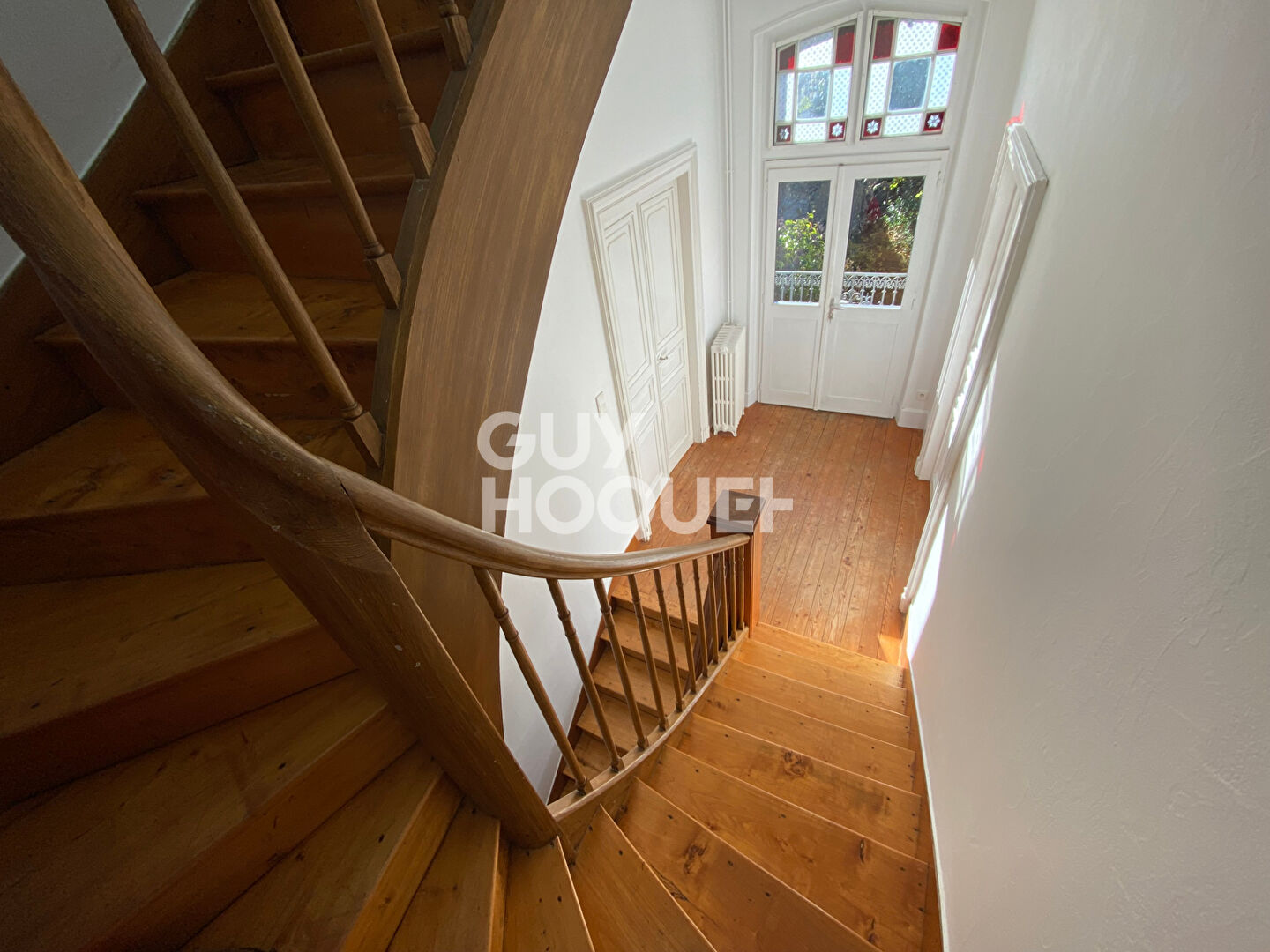 - MAISON T6 ALBI - 6 pièce(s) - 148.36 m2