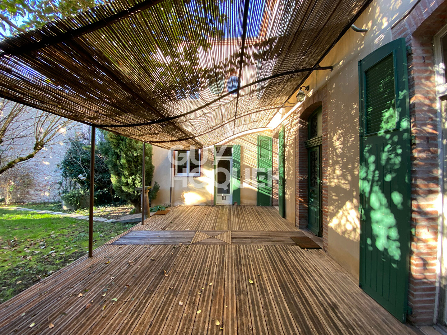 - MAISON T6 ALBI - 6 pièce(s) - 148.36 m2