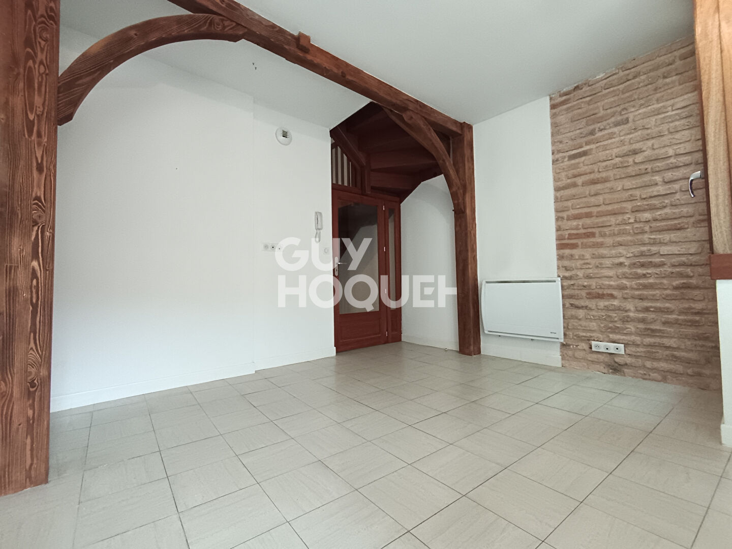 Superbe duplex refait à neuf, 2 chambres, bureau