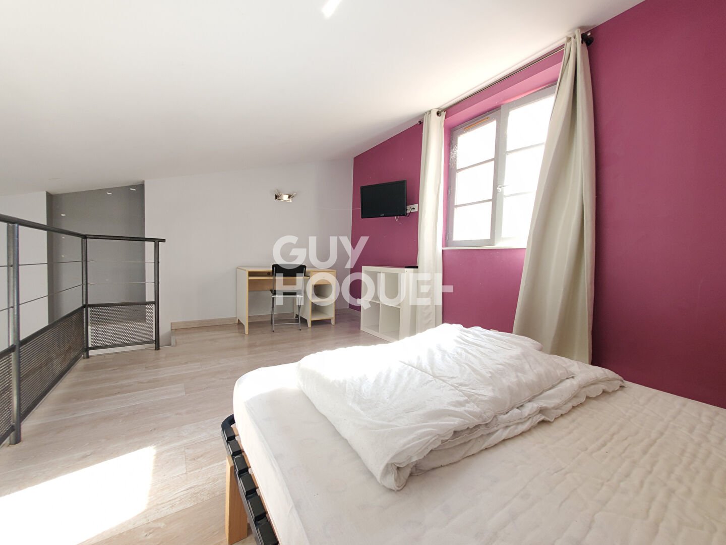 CHAMBRE DUPLEX SECTEUR CATHEDRALE - 29 m²