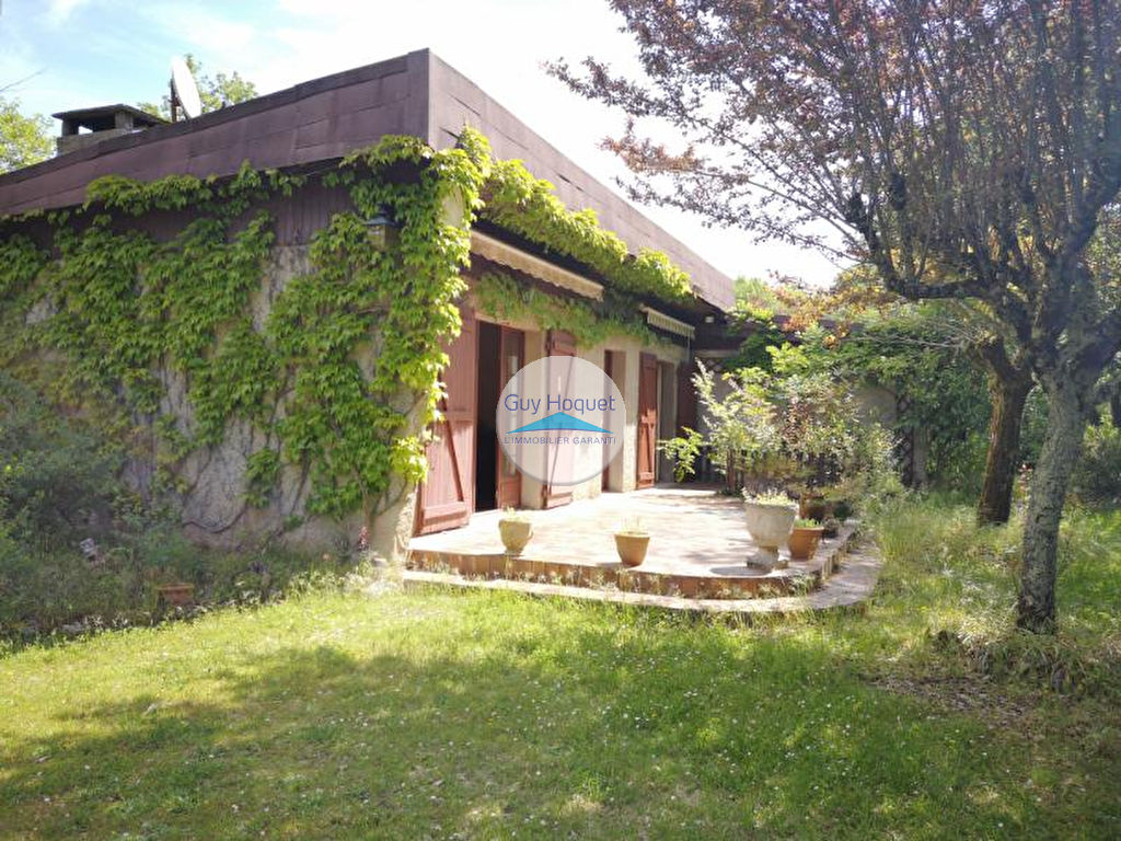 Maison de plain-pied à Villeneuve-sur-Vere