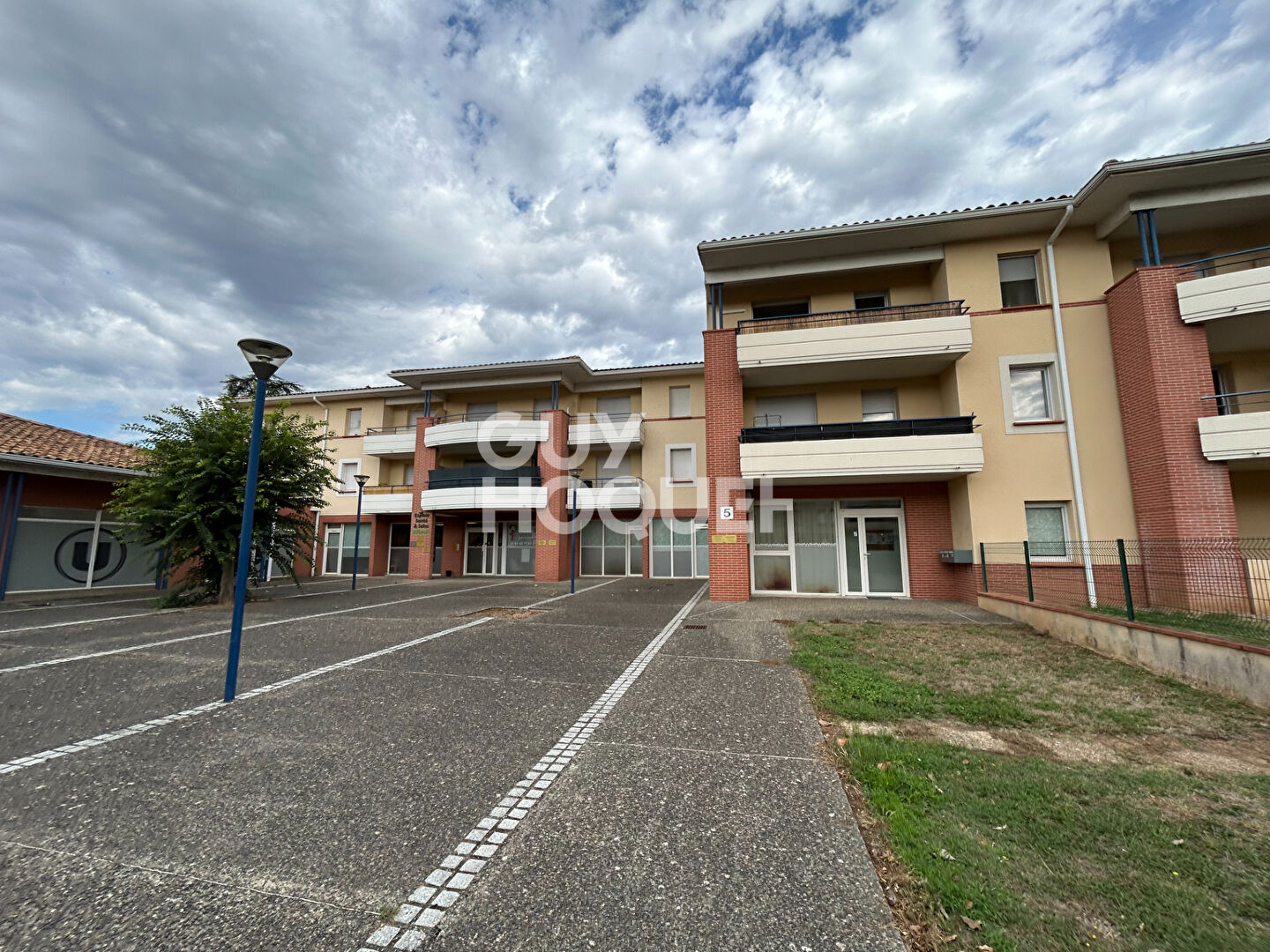 Atlantis - bureaux à louer!
