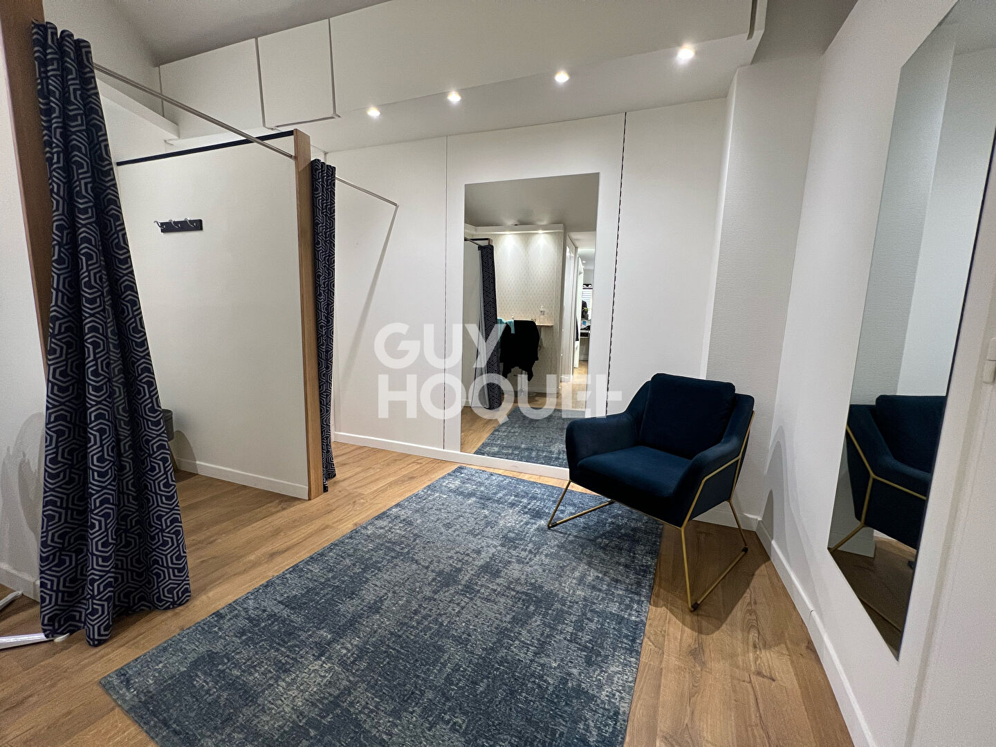 Local commercial Albi 45 m2 - 50 m² cave - emplacement 1er ordre