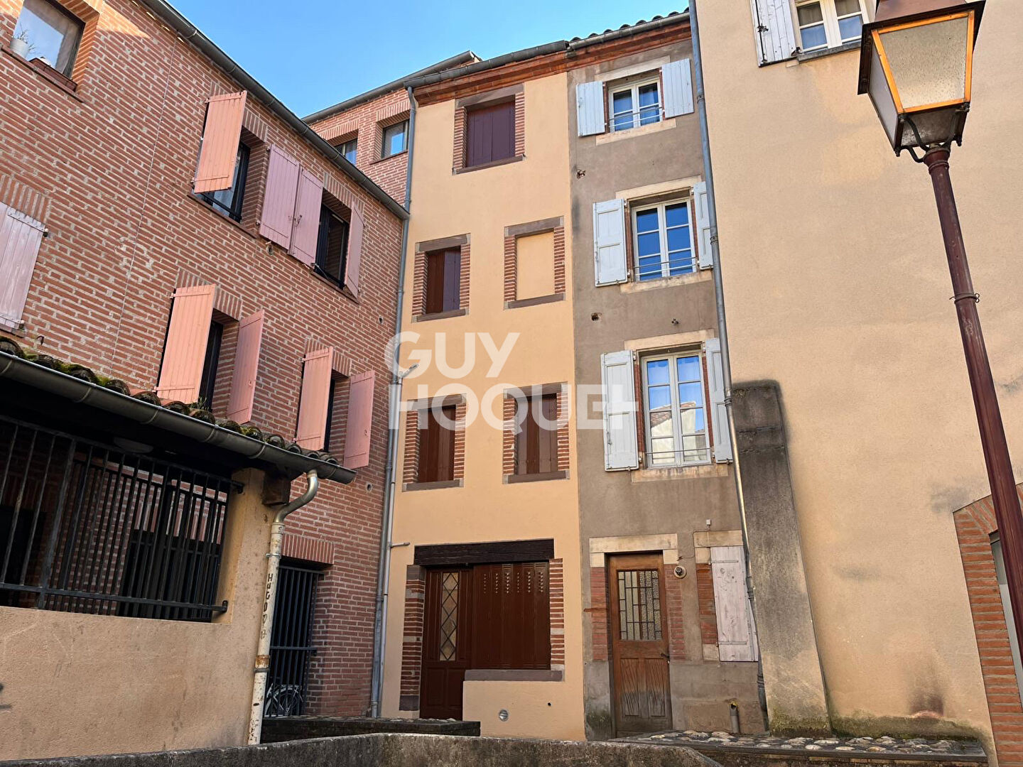 ALBI - Immeuble 5 appartements + un bureau!