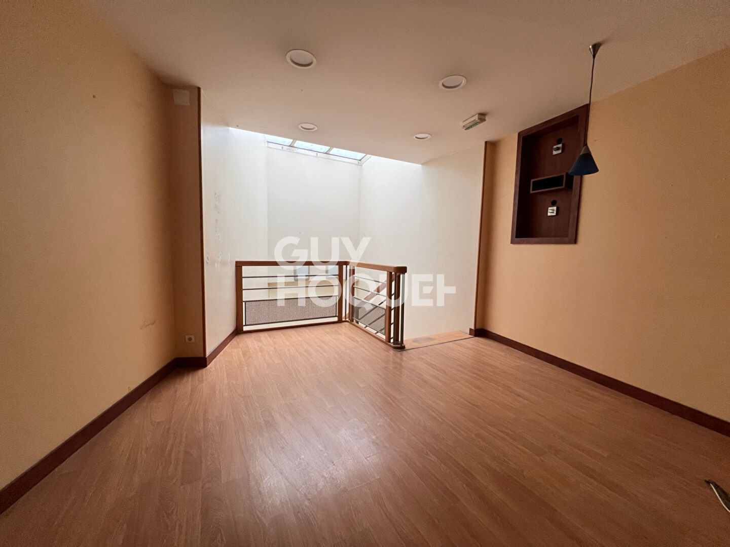 Local commercial premium - rue Mariès - ALBI (bail tous commerces)