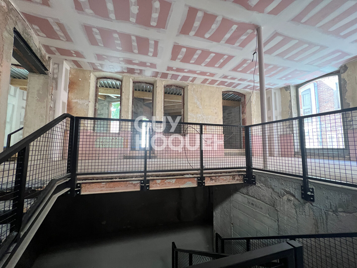 Local commercial  224,5 m2 en plein centre d'ALBI (Loyer Progressif par palier).