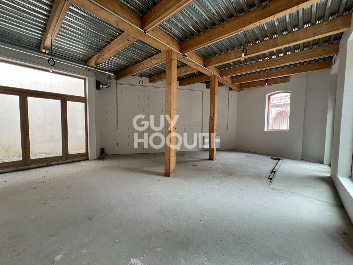 OPPORTUNITE RARE - Atelier d'artiste à usage mixte  64,7 m2 §