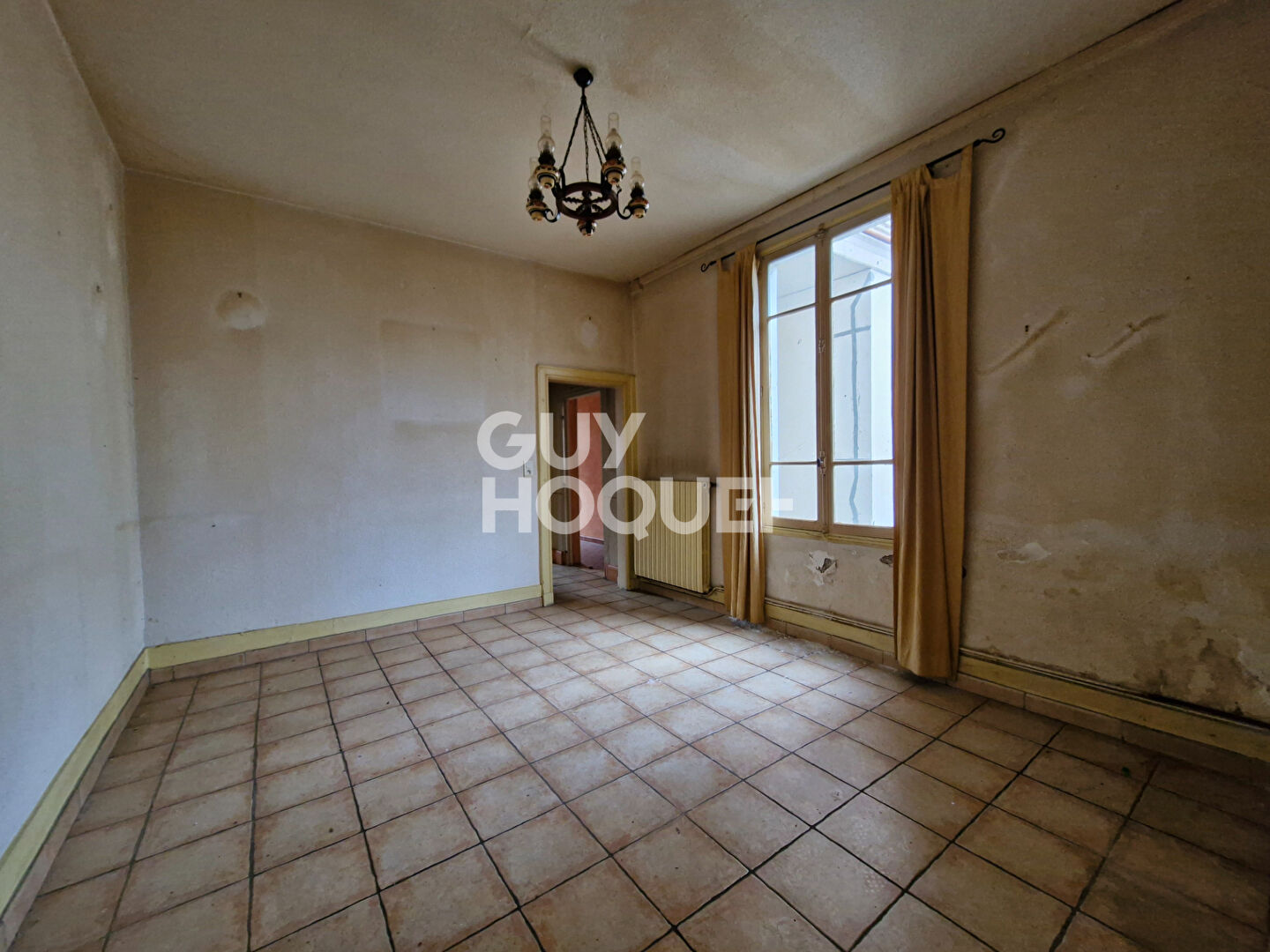 Maison à rénover avec un fort potentiel - Proximité centre-ville