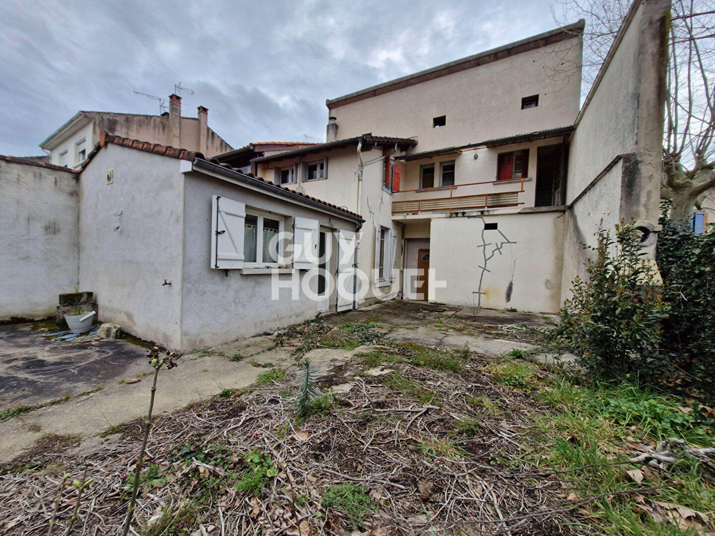 Maison à rénover avec un fort potentiel - Proximité centre-ville