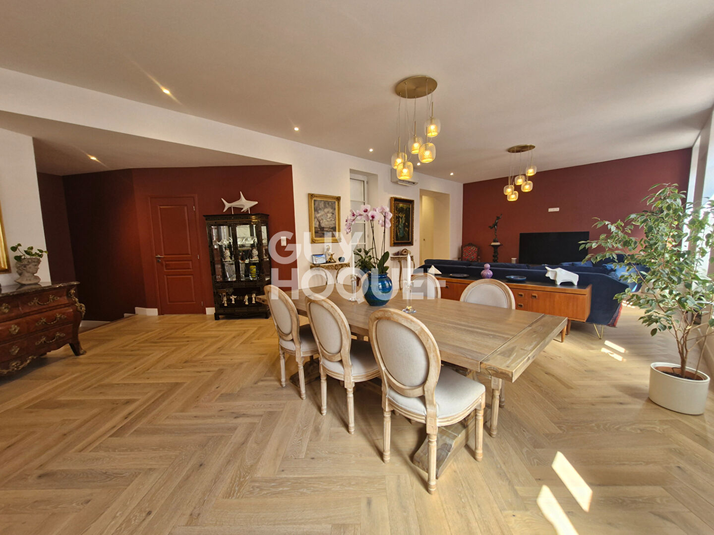 RARE - Appartement 5 pièces à vendre - 142,54 m - Grande terrasse!