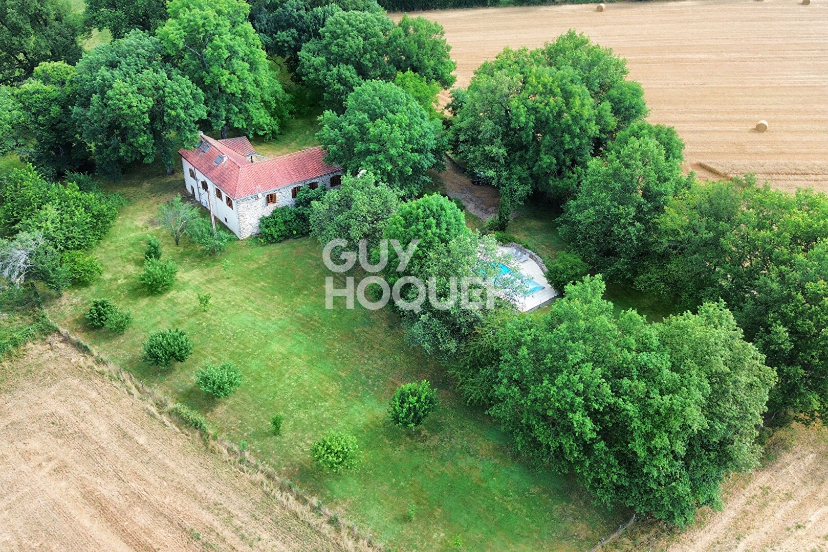 Maison / Gite à Jouqueviel 7 pièce(s) 185m2