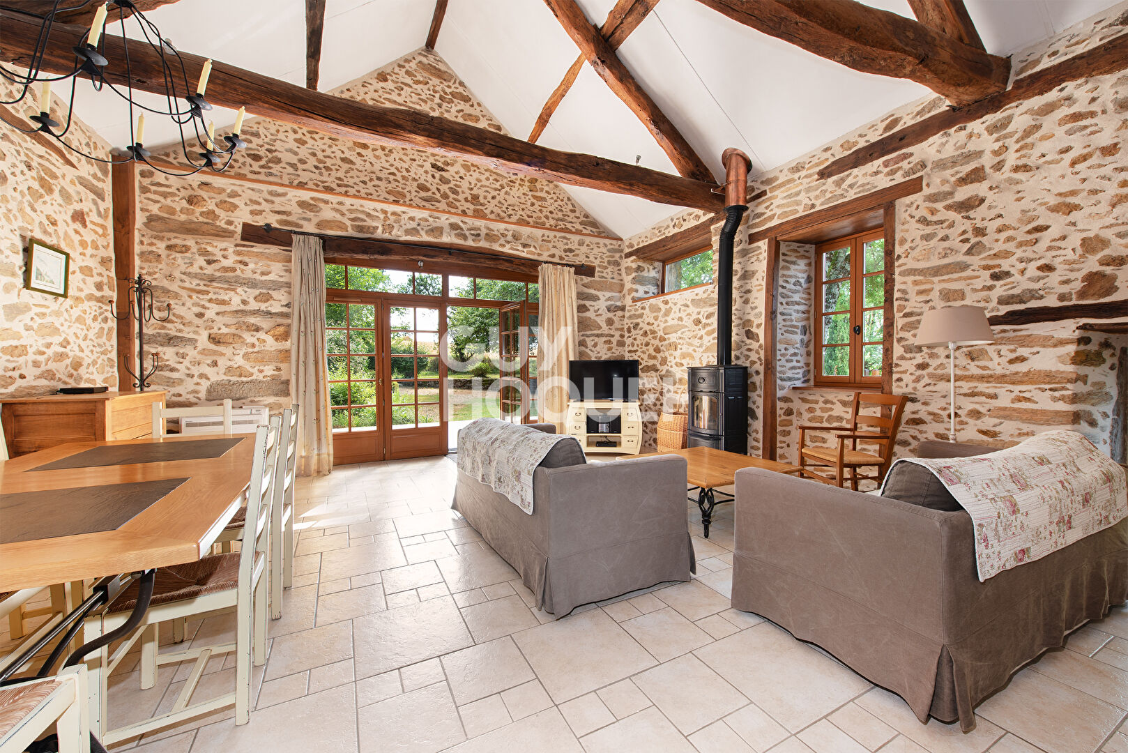 Maison / Gite à Jouqueviel 7 pièce(s) 185m2