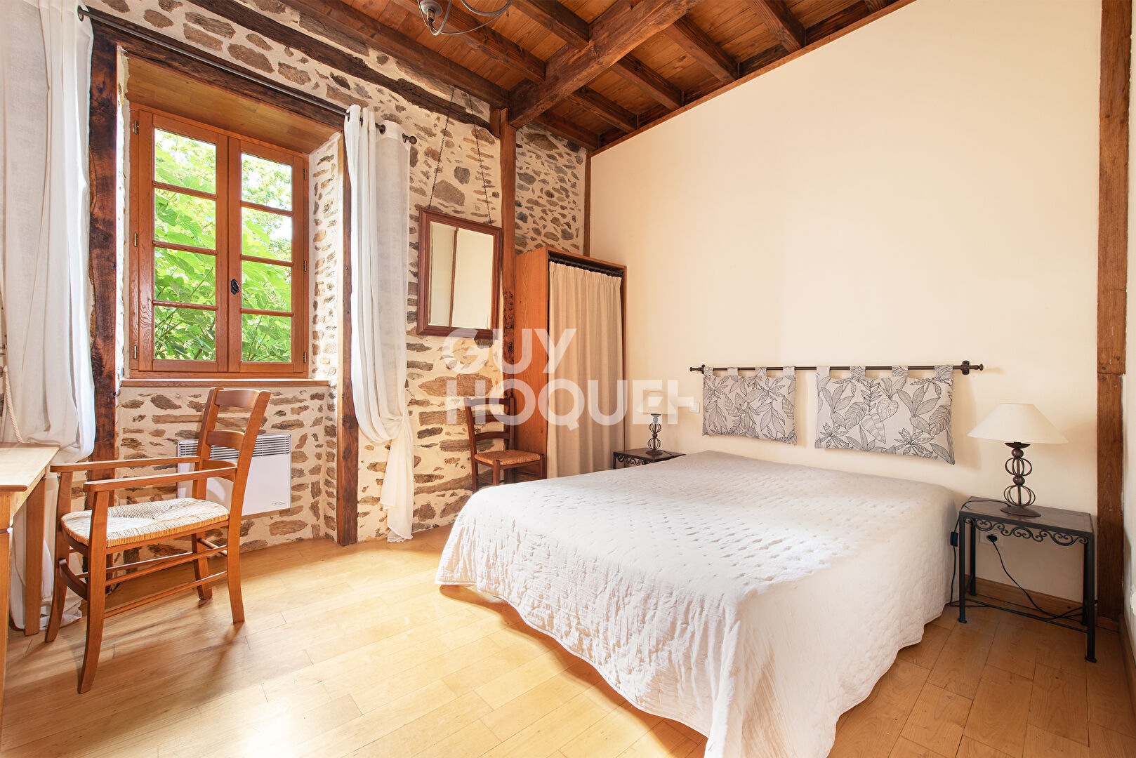 Maison / Gite à Jouqueviel 7 pièce(s) 185m2