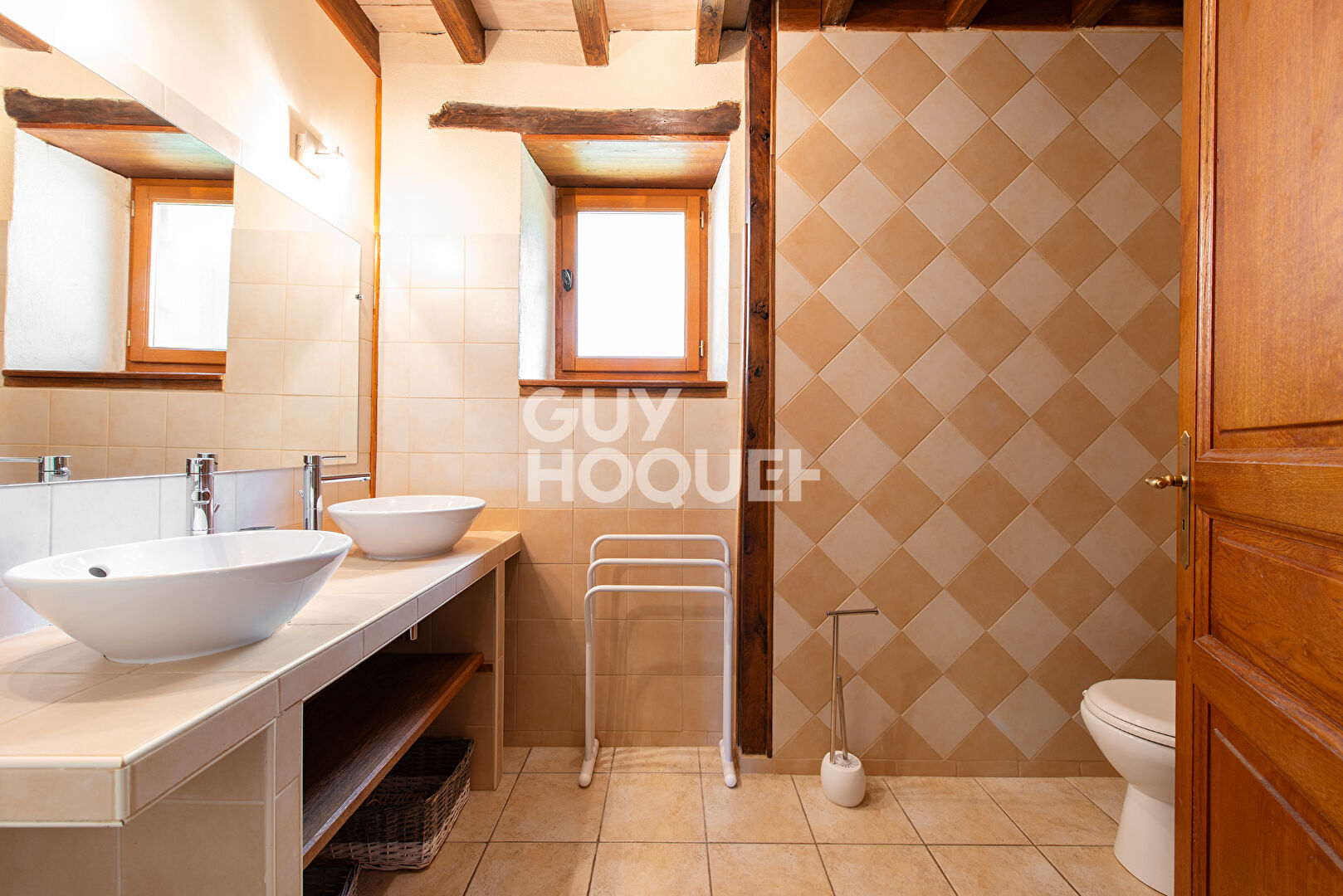 Maison / Gite à Jouqueviel 7 pièce(s) 185m2