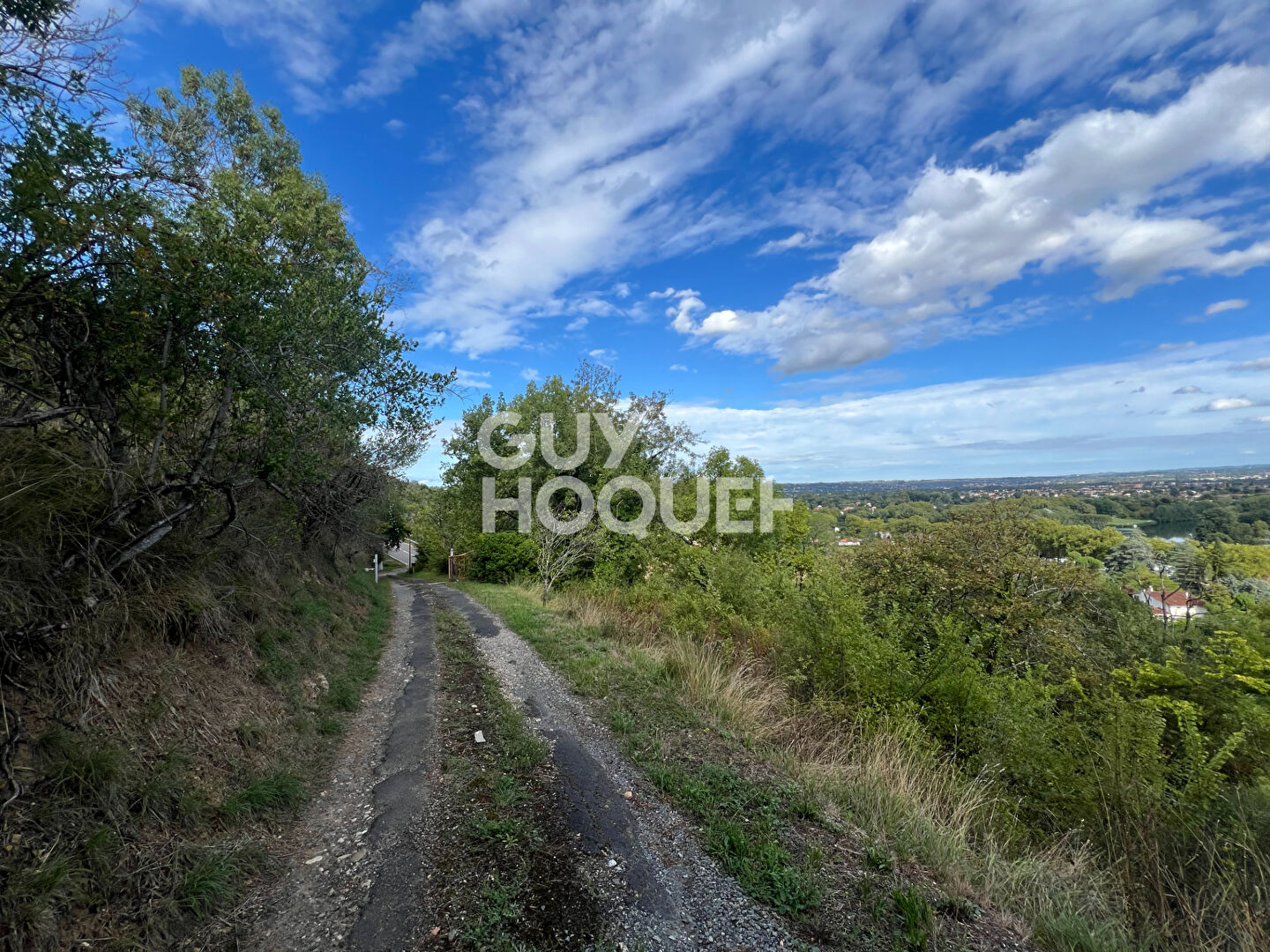 Maison  6 pièces + Maison 2 pièces indépendante.