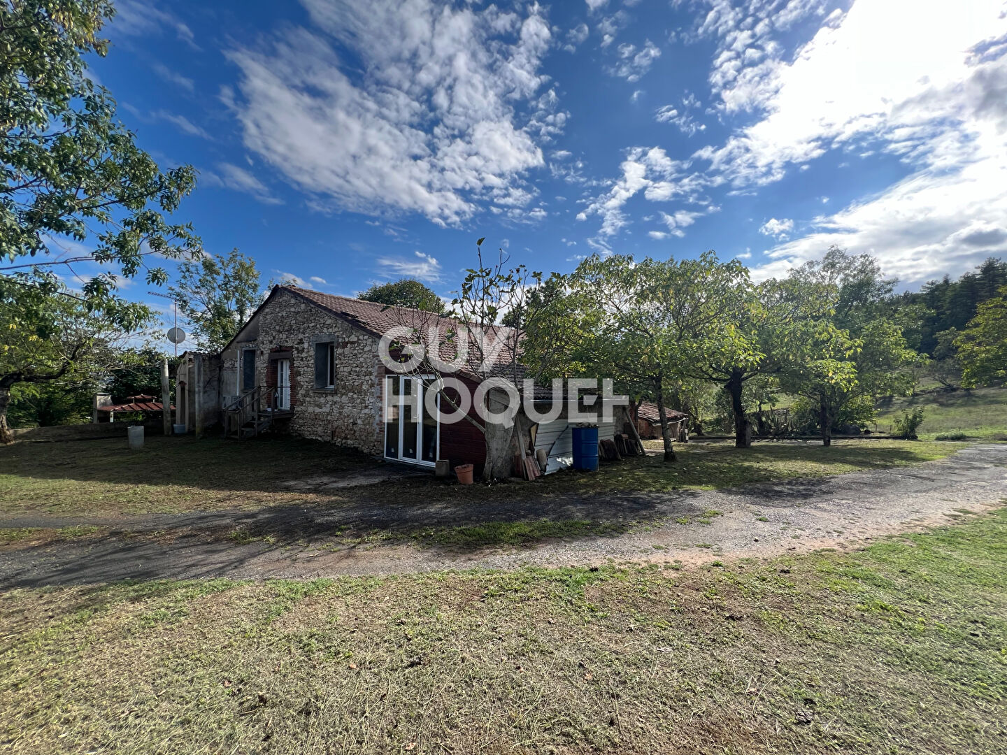Maison  6 pièces + Maison 2 pièces indépendante.