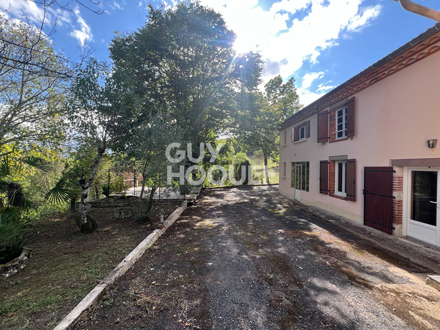 Maison  6 pièces + Maison 2 pièces indépendante.