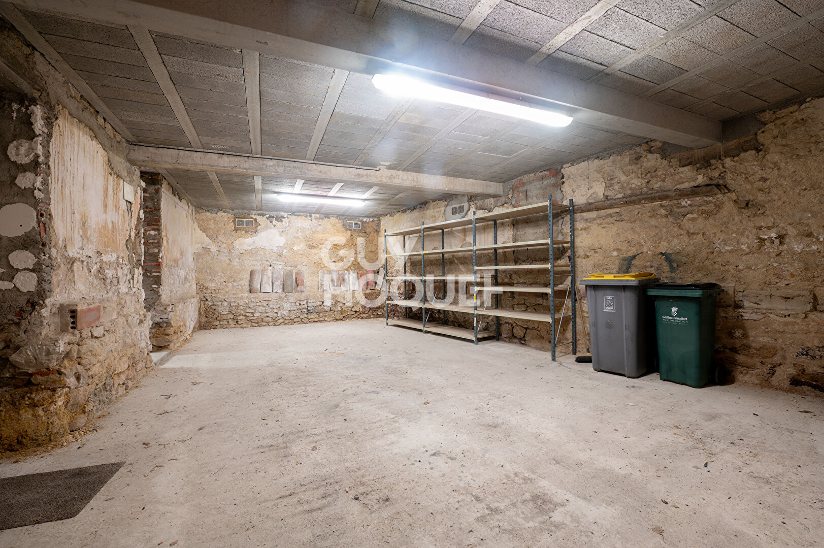 Maison  3 pièce(s) 90 m2