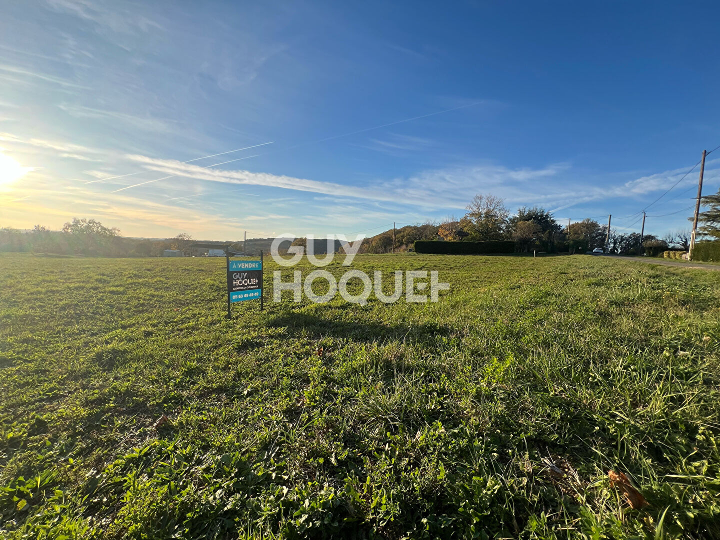 CARLUS - Terrain de 2678m² constructible.