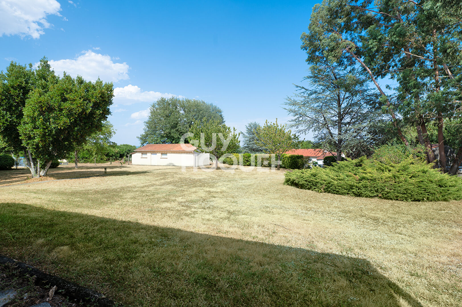 EXCLUSIVITE Maison avec garages et dépendances, ROSIERES