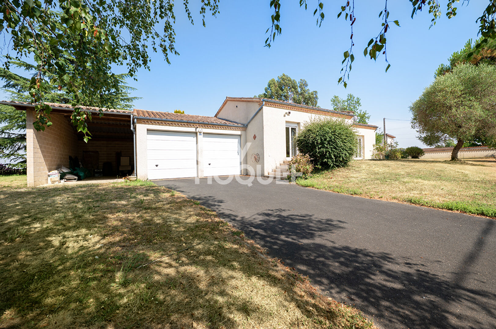 EXCLUSIVITE Maison avec garages et dépendances, ROSIERES