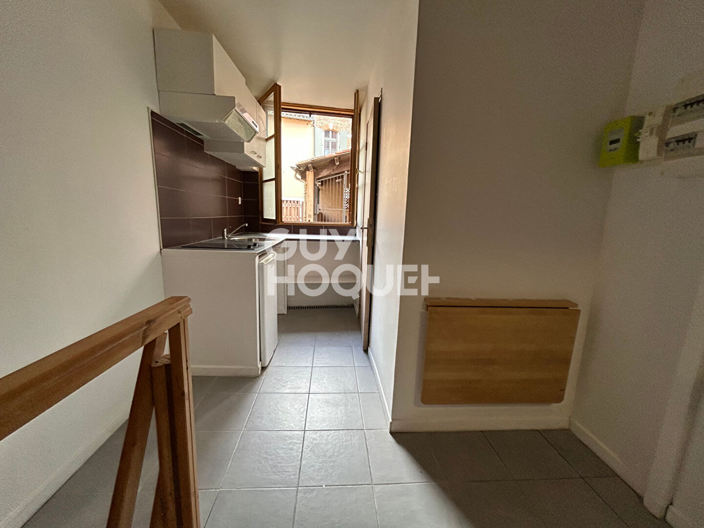 ALBI TRIBUNAL - Bureau environ 10 m2 