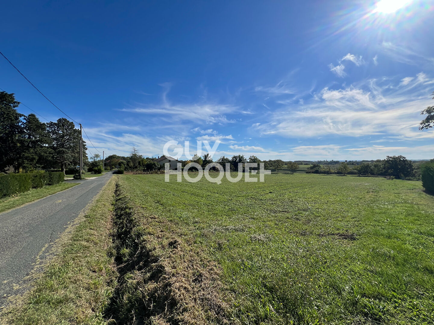 CARLUS - Terrain de 550m² constructible.