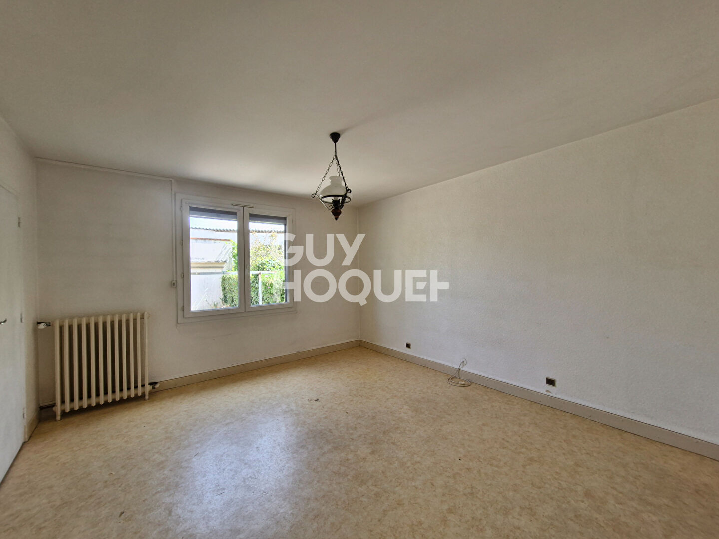 MALADRERIE - Appartement  4 pièce(s) avec garage!