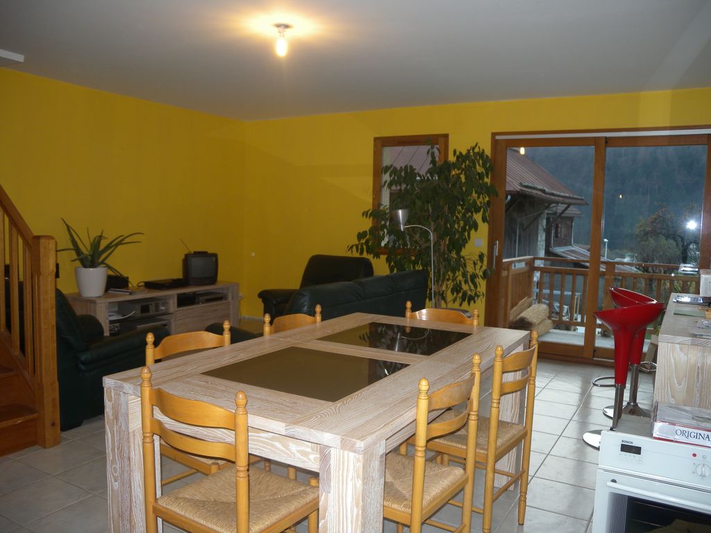 THONES - SECTEUR THUY