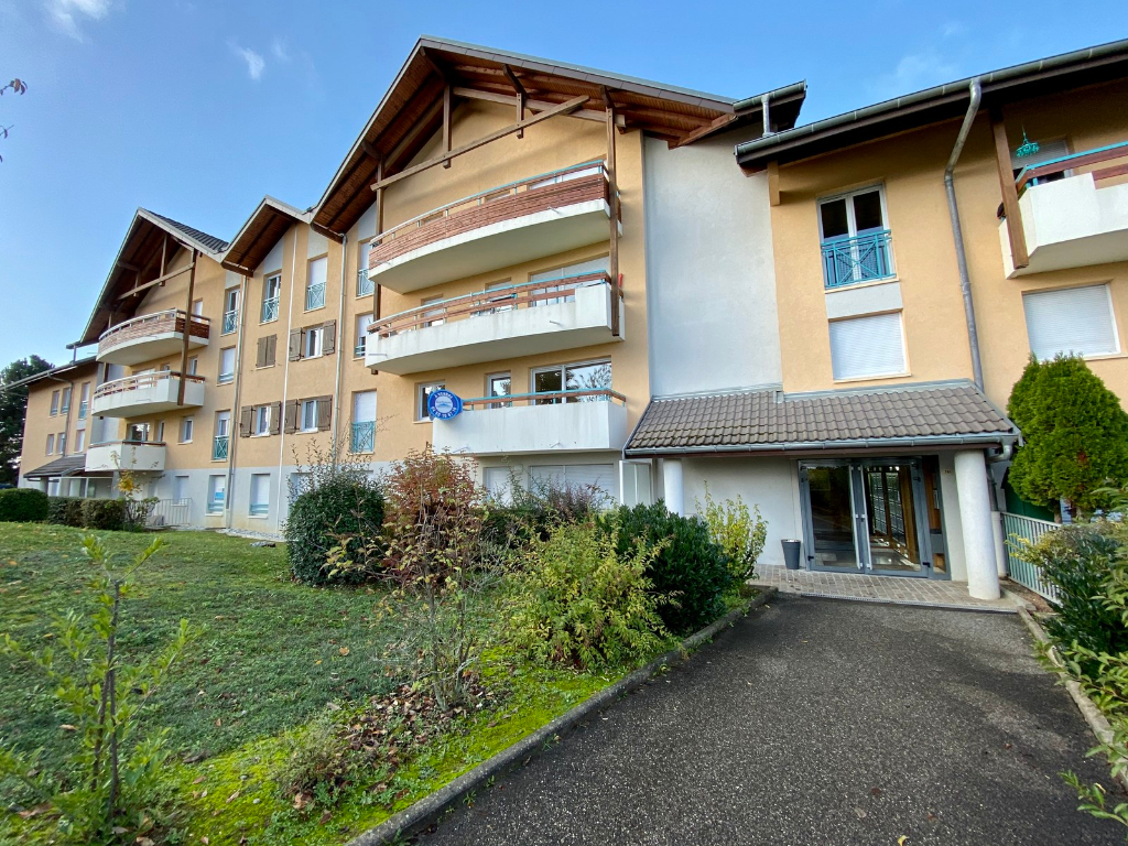 APPARTEMENT T2- POISY