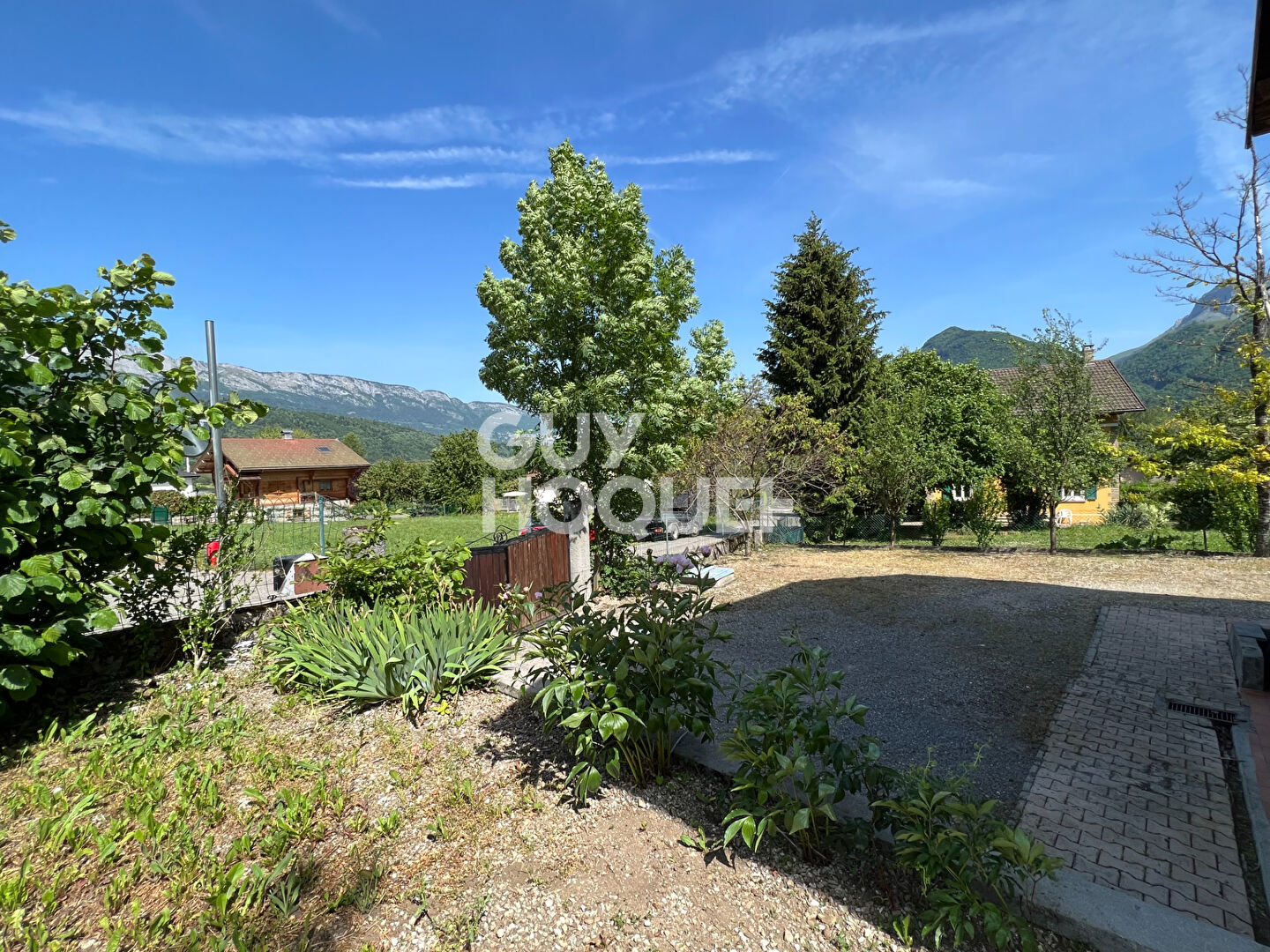 CHARMANTE MAISON INDIVIDUELLE A GIEZ