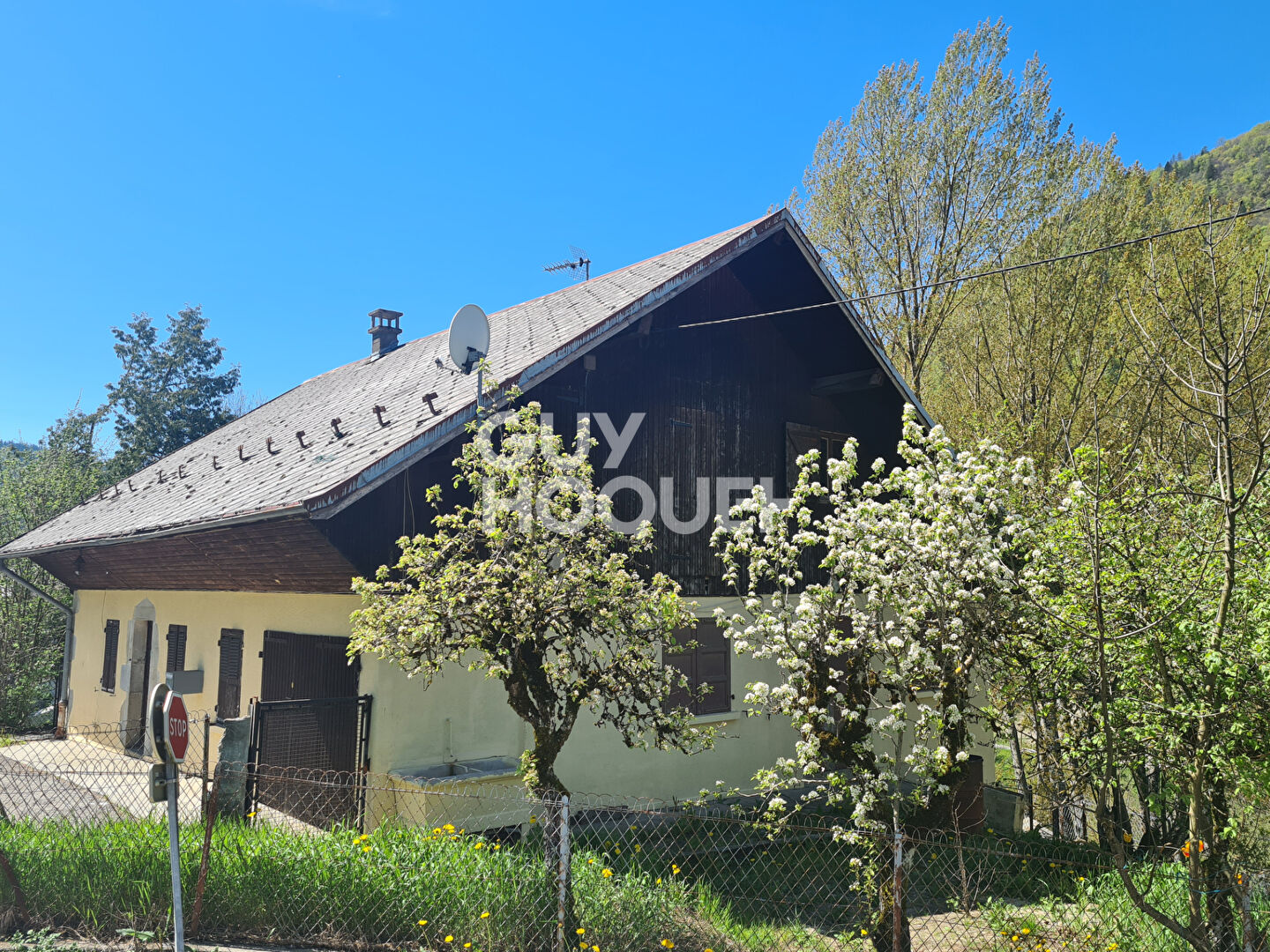 MAISON SERRAVAL 5 PIECE(S) 87,93 M2