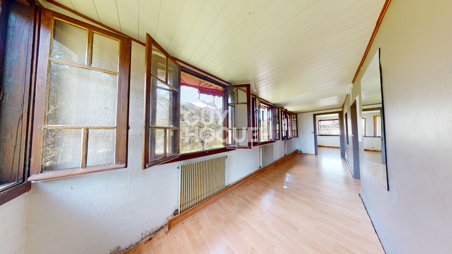 MAISON SERRAVAL 5 PIECE(S) 87,93 M2