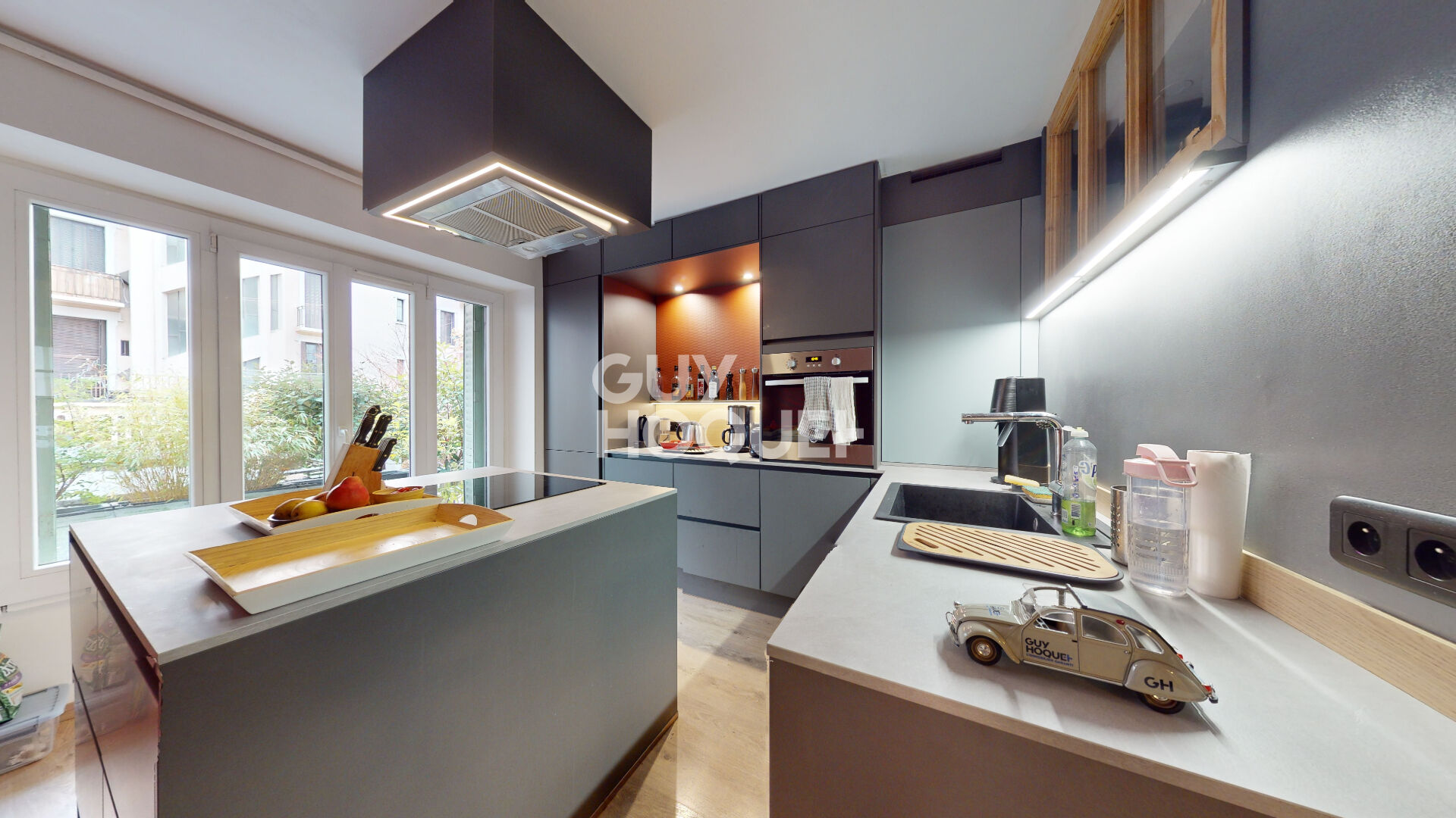 ANNECY CENTRE-VILLE GRAND T3 dans immeuble de Standing