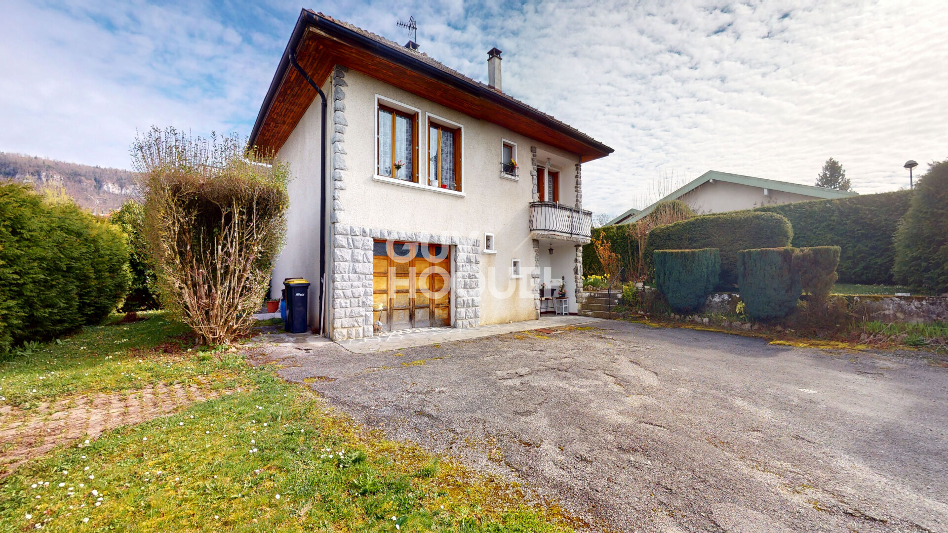VIEUGY CENTRE - Maison individuelle