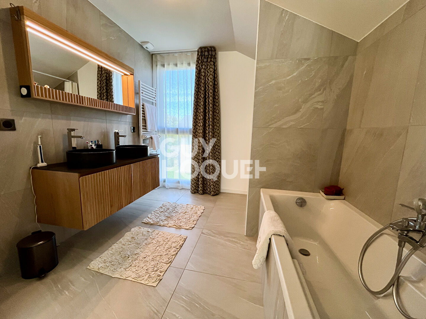 Maison 175 m² Sevrier - Construction 2024 - Piscine