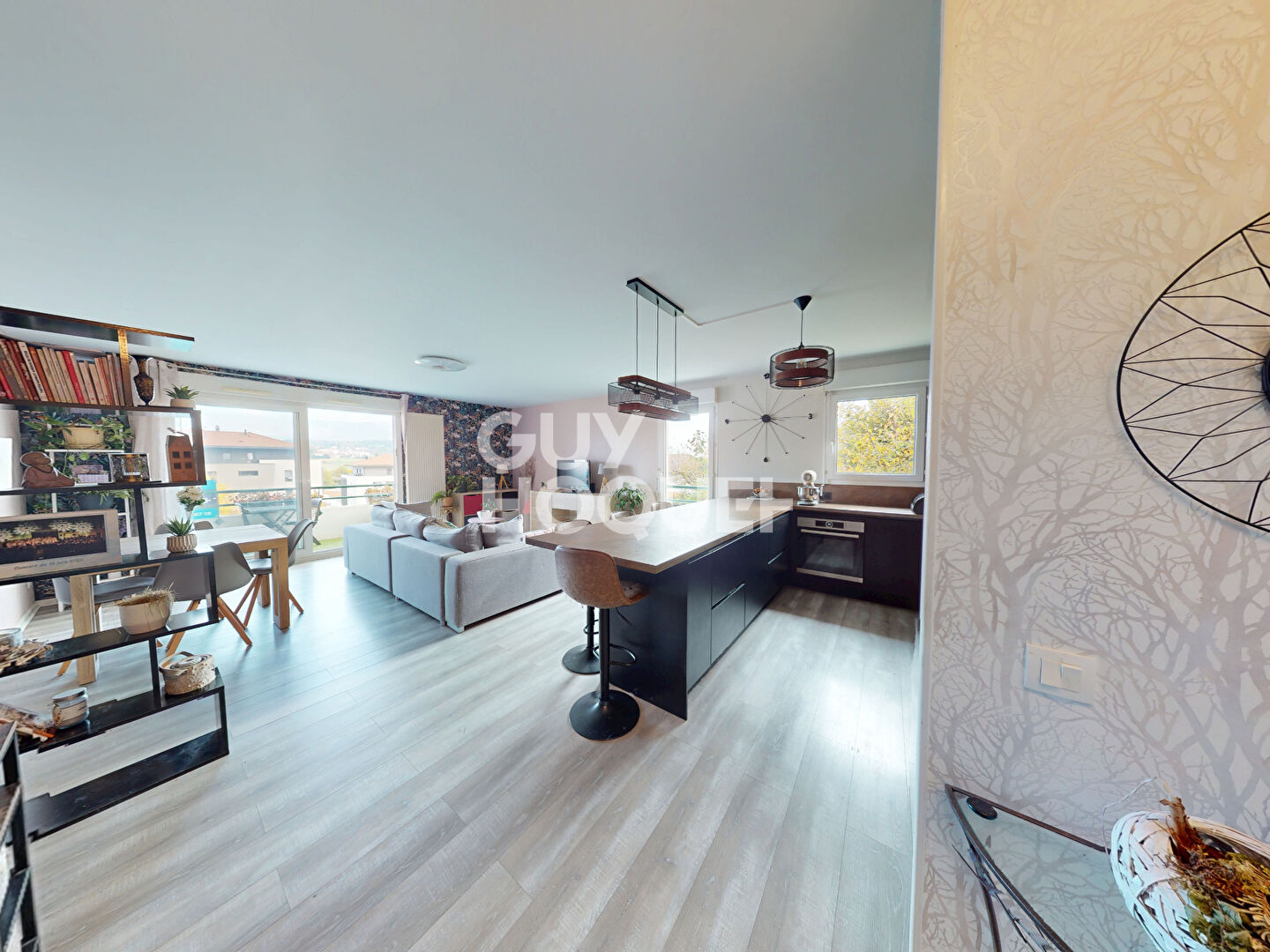 ALLONZIER-LA-CAILLE - Appartement T4 avec cave en sous-sol