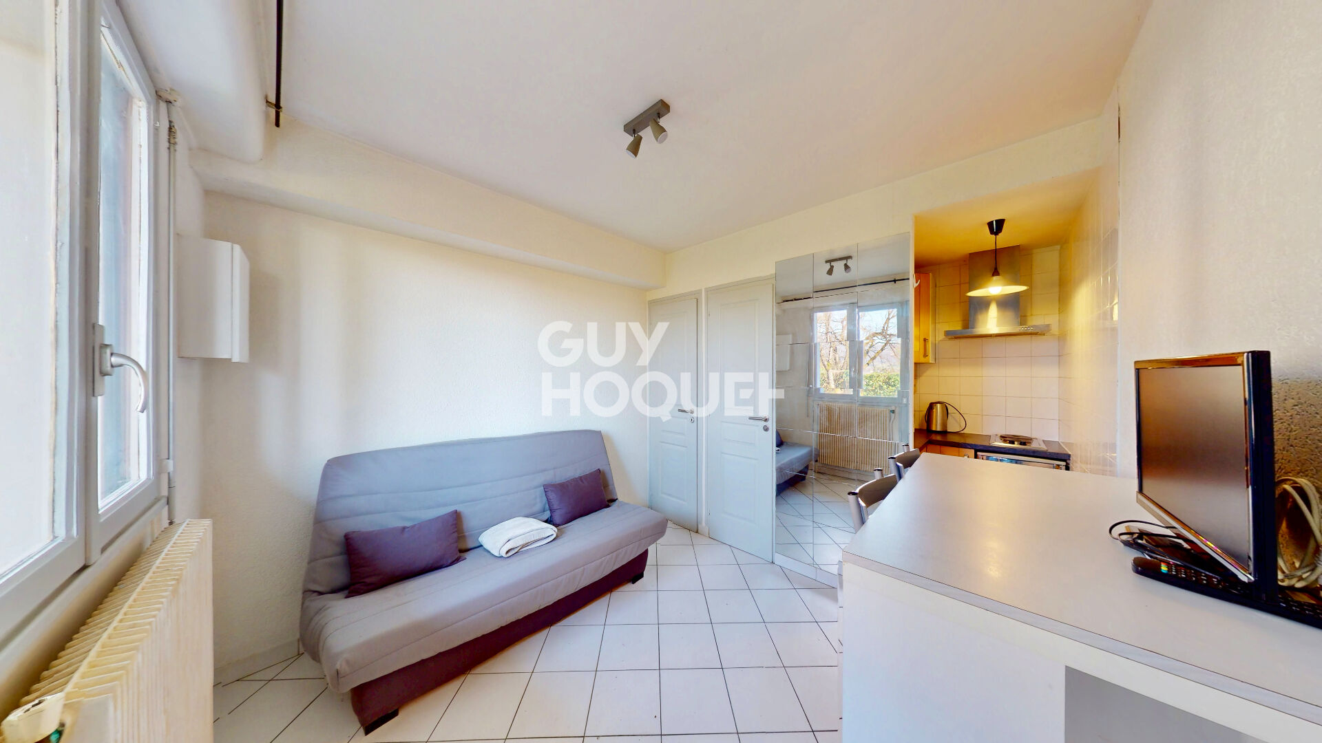 Studio Annecy 1 pièce(s) 17,72 m2 - Grand parking de copropriété