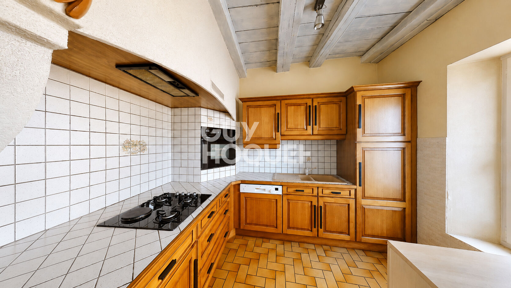 Maison de village avec jardin, garage et combles - Au Calme