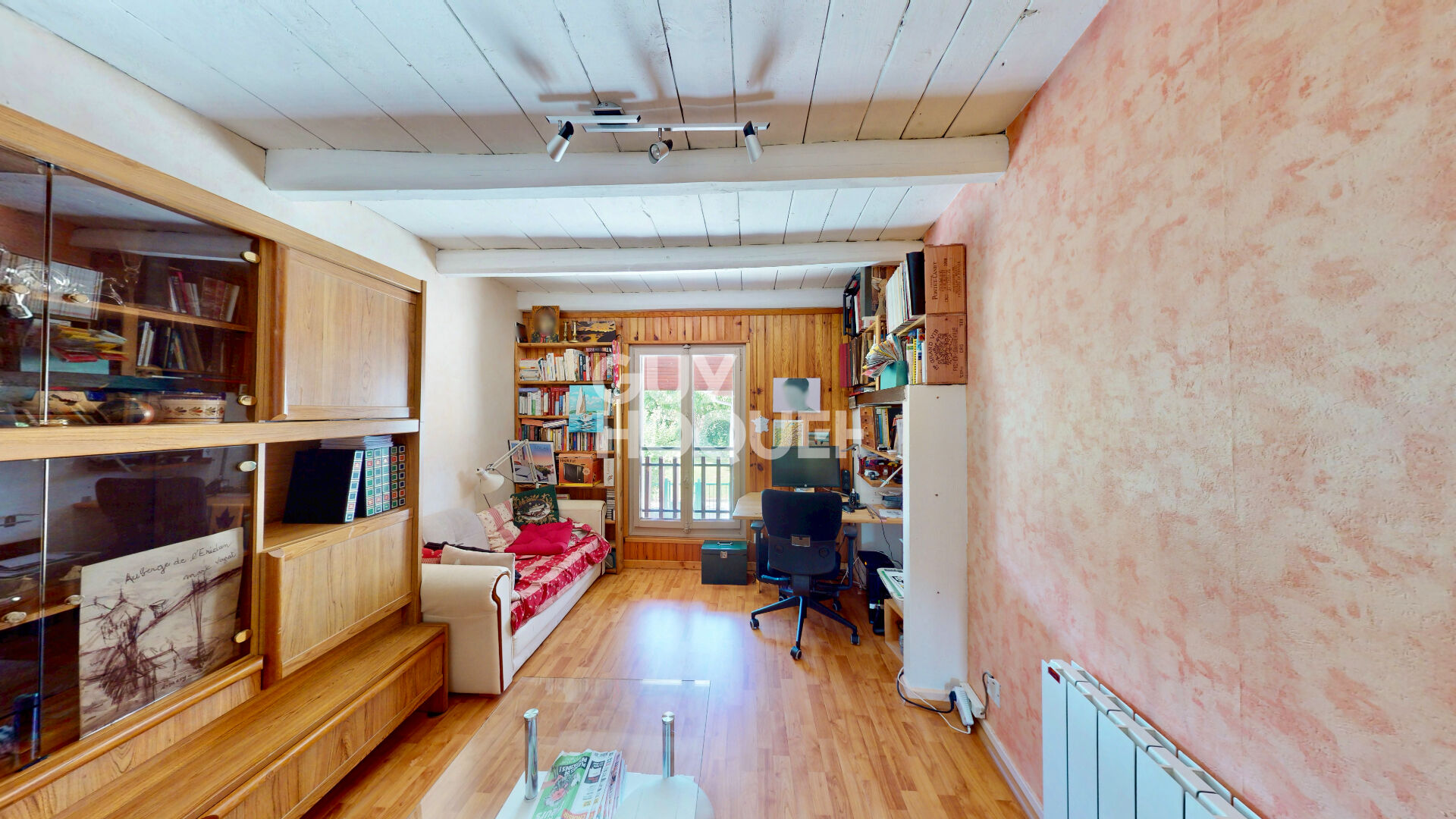 Maison de village avec jardin, garage et combles - Au Calme