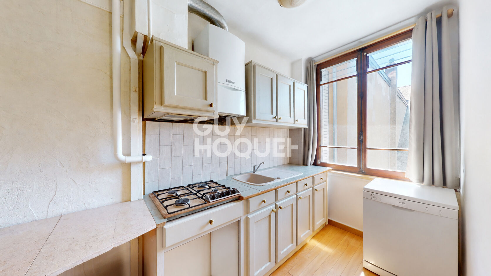 Annecy hypercentre ? Appartement de 100 m²  - cave 2