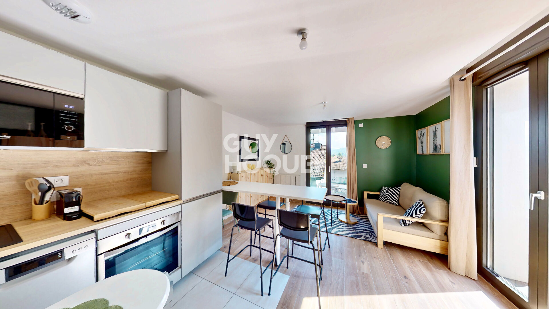 Appartement Sevrier 1 pièce 31 m2 - Vue Lac - Parking - Cave