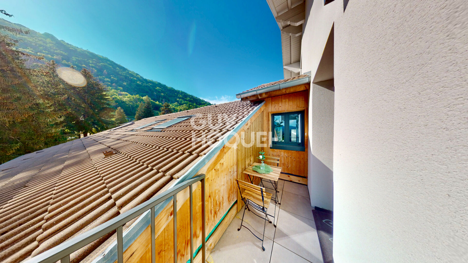 Appartement Sevrier 1 pièce 31 m2 - Vue Lac - Parking - Cave