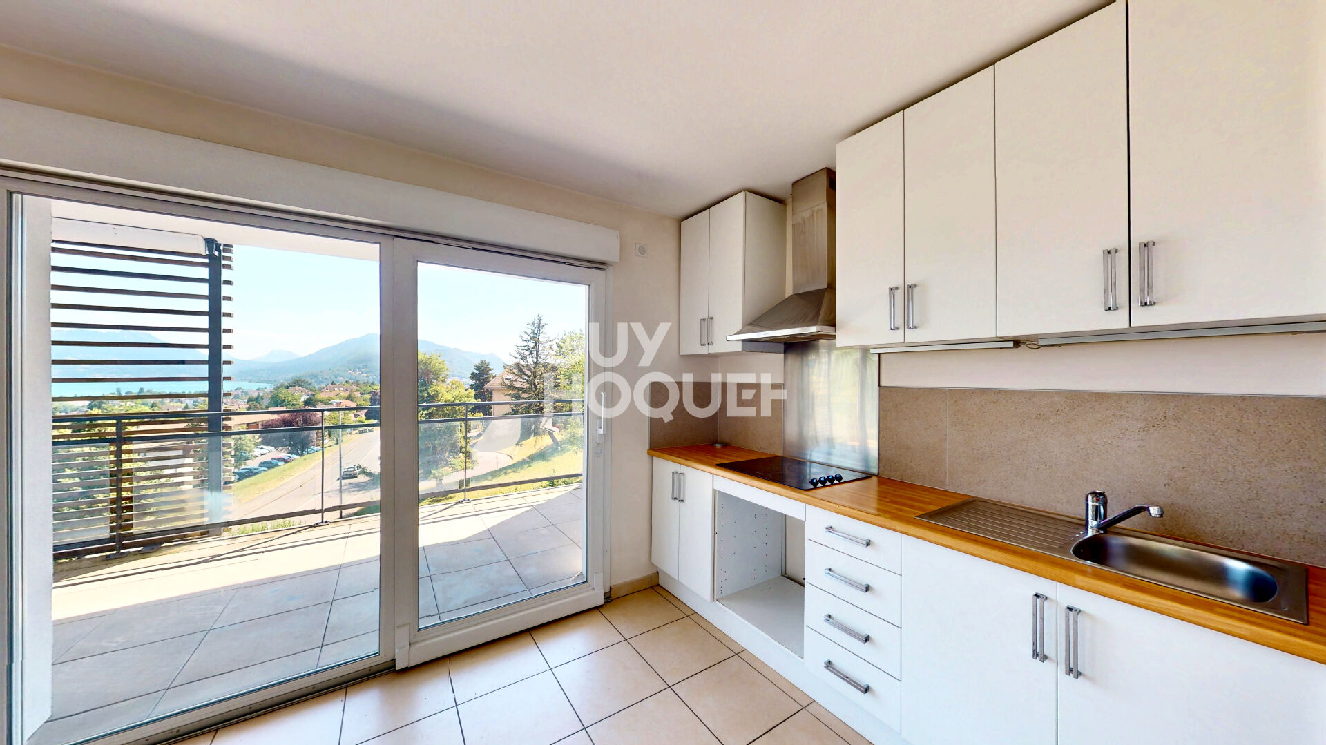 T3 de 72 m² avec Vue lac et grand extérieur - Garage - Cave