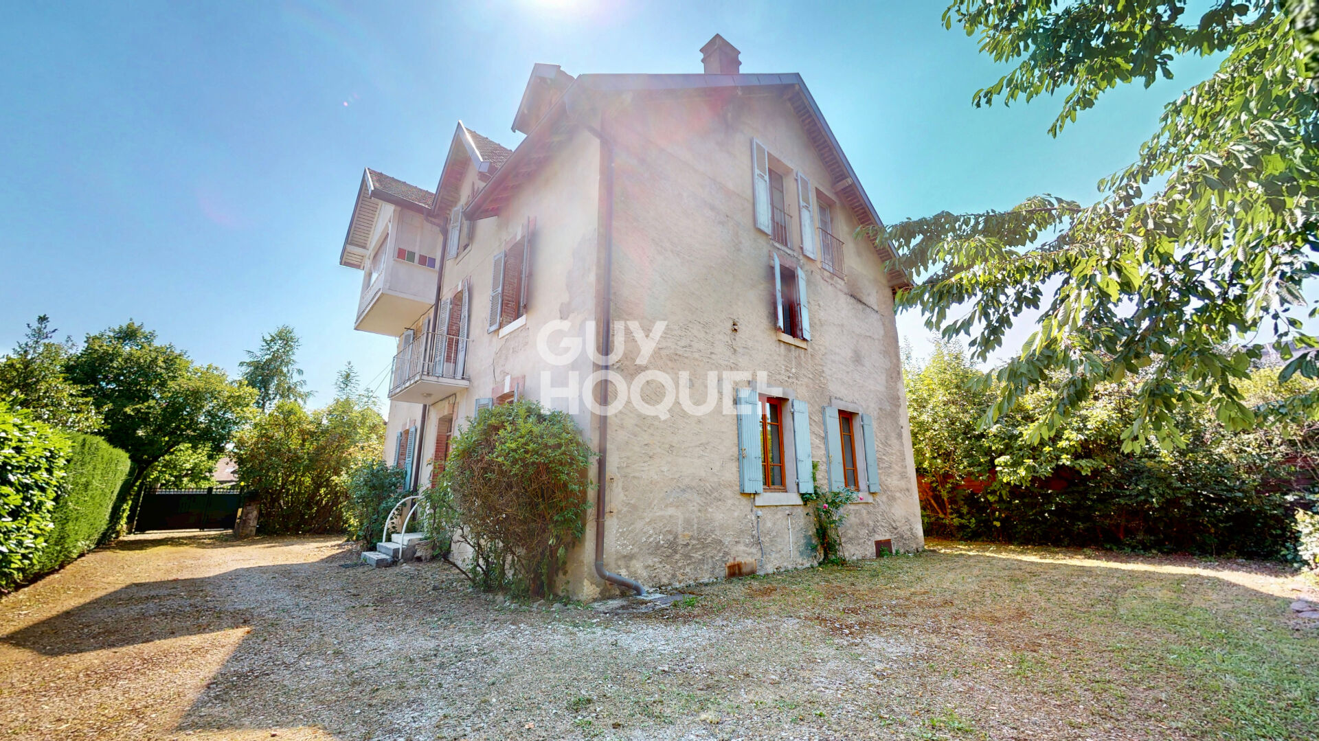 Ancien Hotel Particulier - 258 m² Habitables, 392,66 m² de surface hors combles