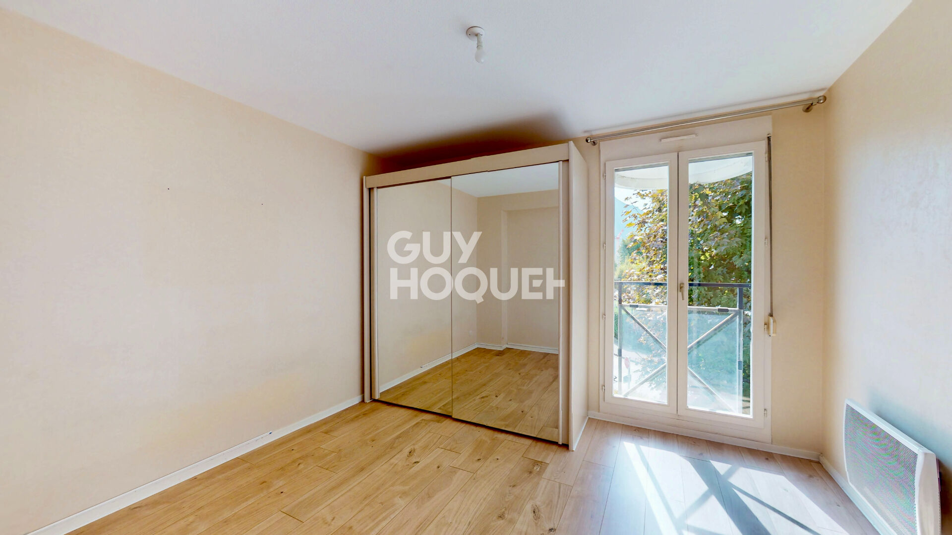 ANNECY-LE-VIEUX - Appartement T3 traversant avec terrasse, garage et cave